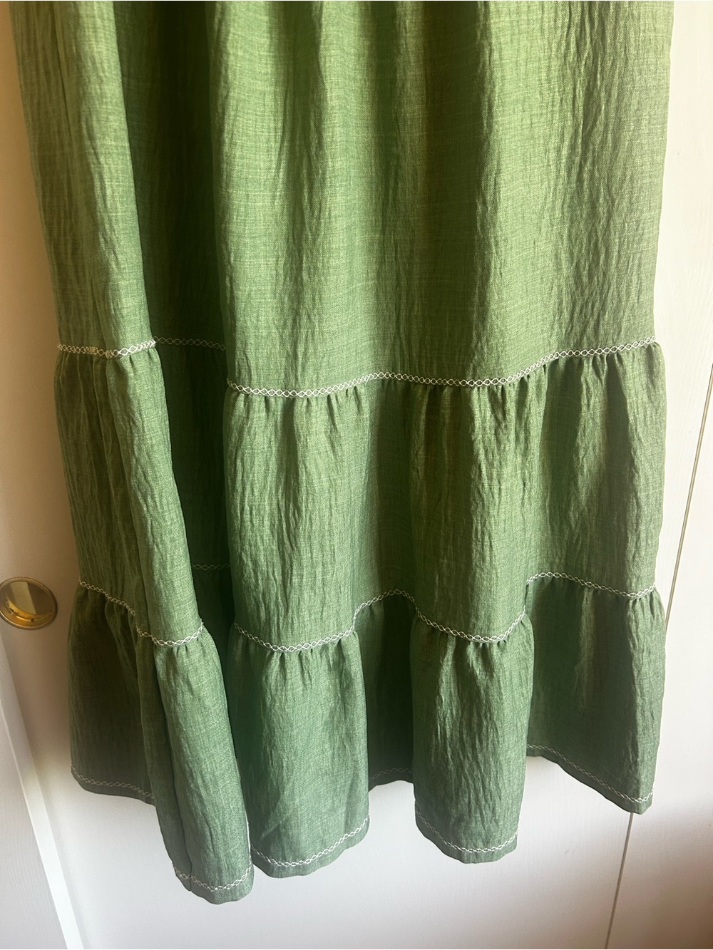 Max Studio London Sage Green Sleeveless Tiered Midi Dress Embroidered Trim - Picture 3 of 7